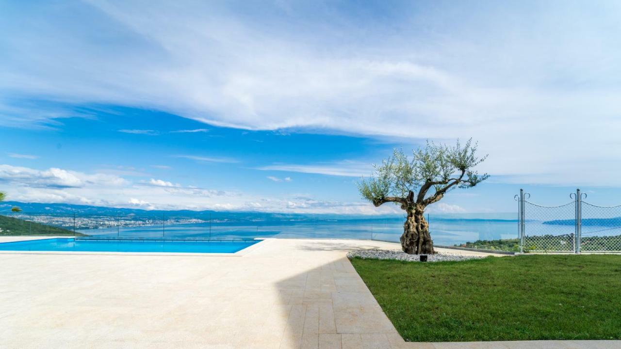 Villa Visum Poljane المظهر الخارجي الصورة