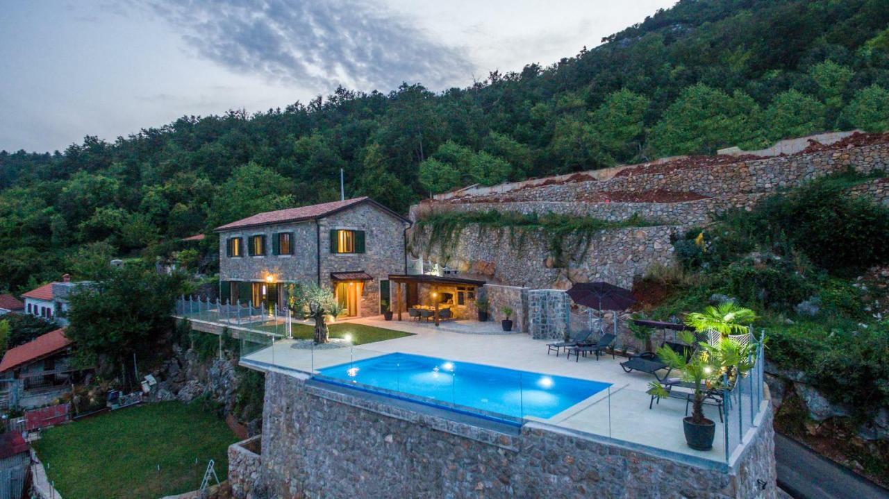 Villa Visum Poljane المظهر الخارجي الصورة